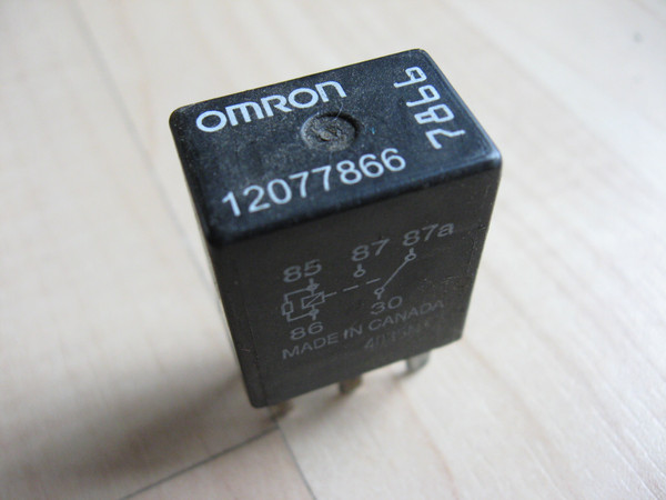 GM Omron Automotive Relay 12V 5-prong 12077866 7866 Tested #R20HL