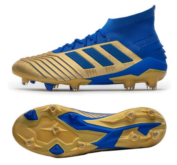 soccer cleats with gold bottoms