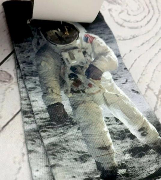 Buzz Aldrin/'s Share Space Foundation Crew Socks 10-13 Size NASA Astronaut  SS12
