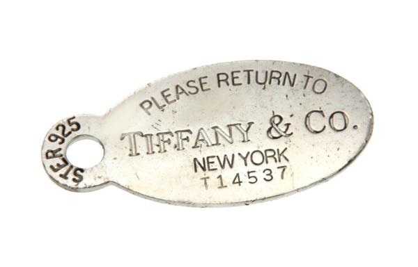 Luxo Jewelry News Letter - Premium Jewelry - ▌Authentic Tiffany & Co Large Return 925 Silver New York Charm Pendant  »U521