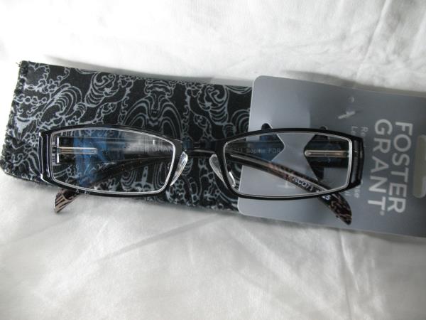 Foster Grant Black & Clear Sophie Reading Glasses with Case +1.25 2.00 2.75