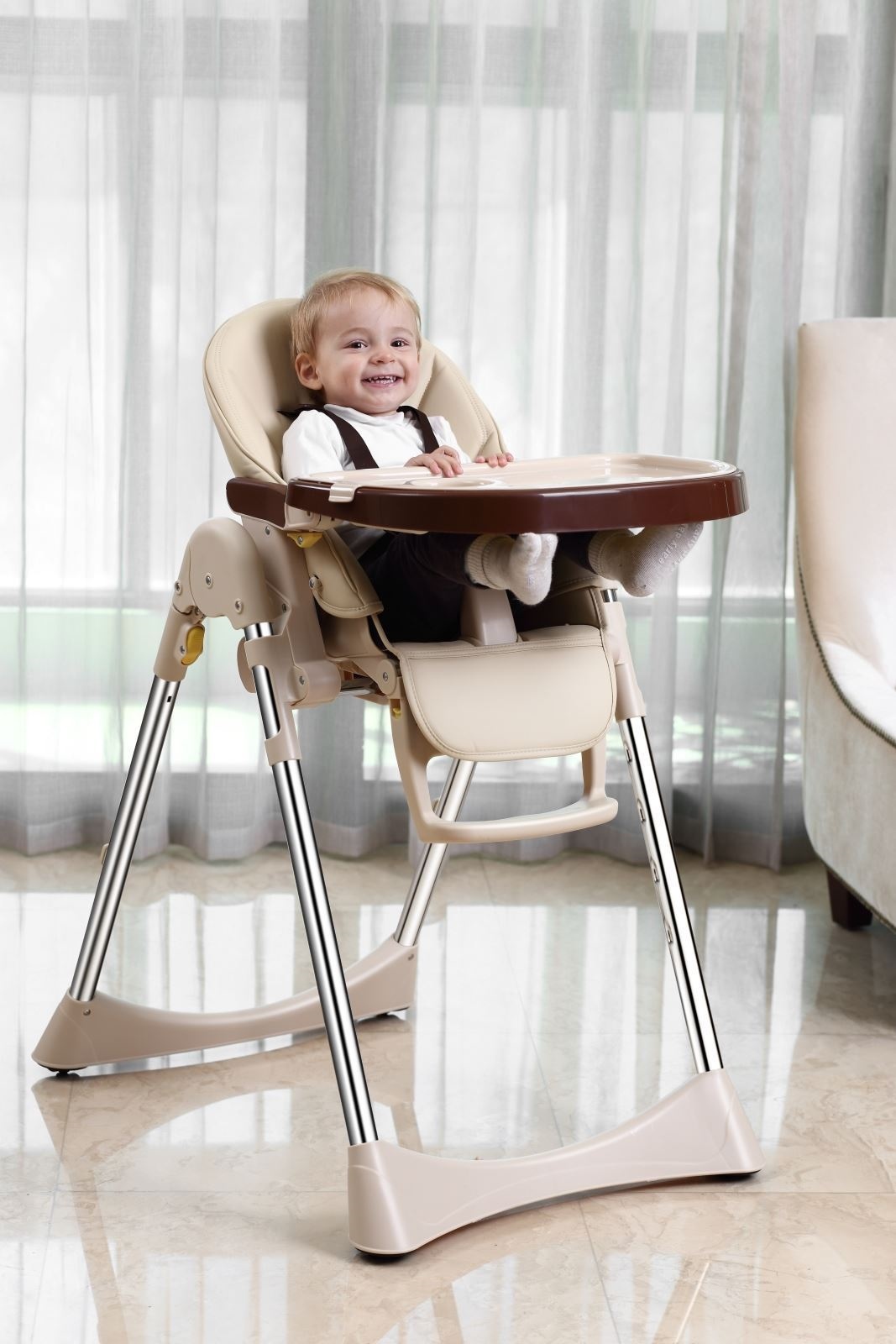 Velu Baby Child Highchair Feeding Chair 